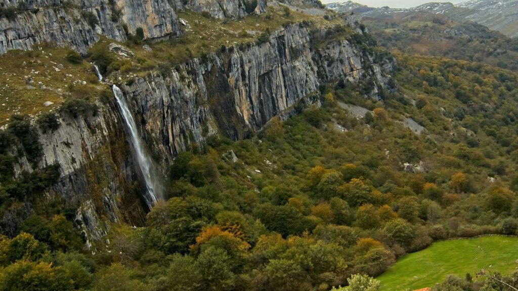cascadas en Cantabria